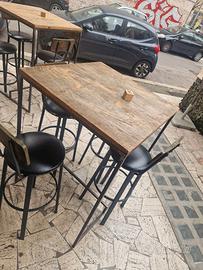 Tavolo e sedie