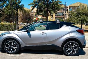 Toyota C-HR  1.8 Hybrid Lounge FHEV