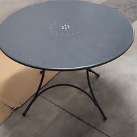 Tavolo da esterno e 4 sedie