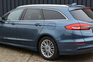 FORD MONDEO SW 2.0 ecoblue Titanium Business