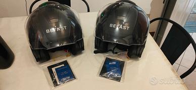 Caschi moto con interfono integrato