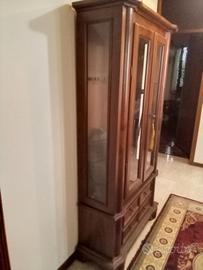 Vetrina in legno portafucili