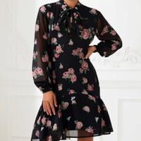 Abito  a fiori Stradivarius – Stile Romantico