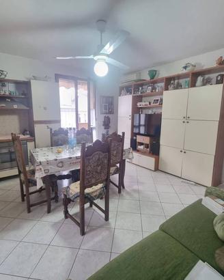 Appartamento di 60 m² con 3 locali e box auto a Mo