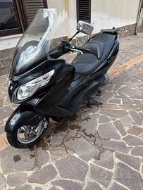 Scooter Suzuki Burgman 400