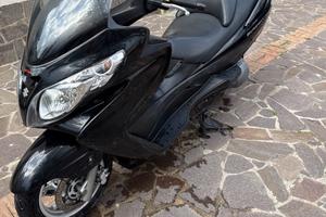 Scooter Suzuki Burgman 400