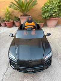 Lamborghini urus bimbo