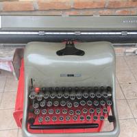 Macchina da scrivere OLIVETTI m 80