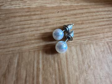 Orecchini perle bianche argento