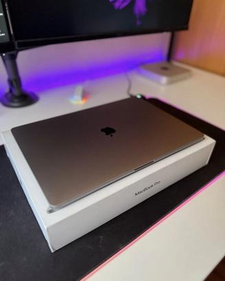 MAC BOOK PRO -  I9  -32 Gb Ram