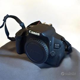 Macchina fotografica canon eos 700d