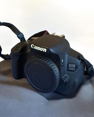 Macchina fotografica canon eos 700d