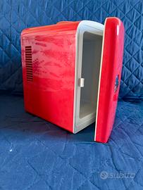 Mini frigorifero da auto rosso - Compatto, potente