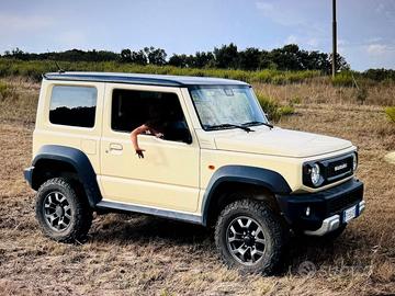 Suzuki Jimmy 4 Posti