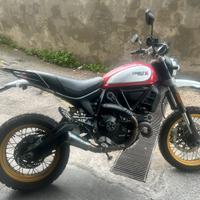 Ducati scrambler 800