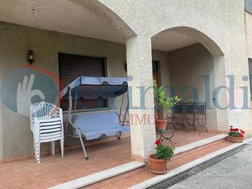 Villa o villino Trevi [GRIM2715VRG]