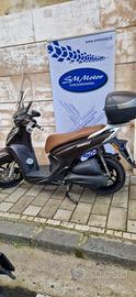 Kymco People 150