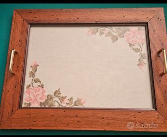 Vassaio arte povera con ricami 