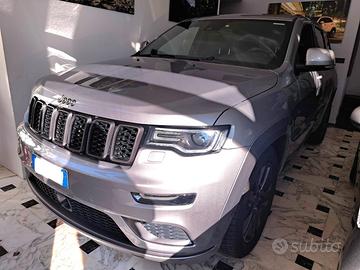 Jeep Grand Cherokee Grand Cherokee 3.0 V6 CRD 250 