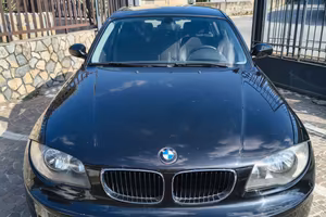 BMW serie 1 nero del 2008 5 porte 143cv 180000 km