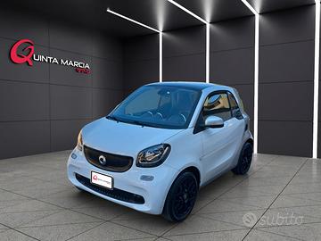 Smart Fortwo 1.0 71cv AUTOMATICA NAVI/CERCHI BLACK