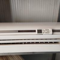 Climatizzatore Unical modello UNDA12HE2