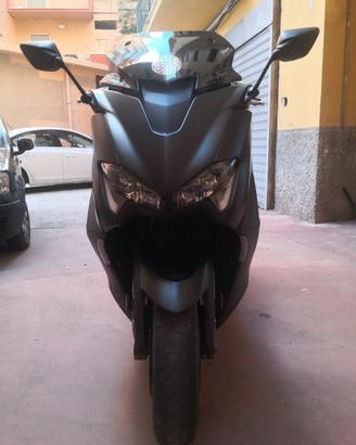 Yamaha T Max 560 - 2021