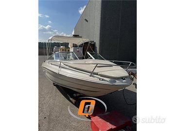 SEA RAY 190 CUDDY CABIN