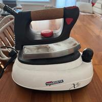 Ferro da stiro con caldaia