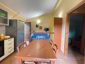 Appartamento, Campofelice di Roccella.