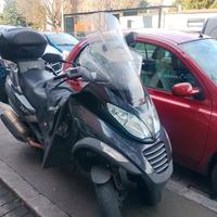 piaggio mp3 400