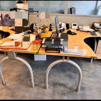 Arredamento ufficio:5scrivanie+5cassettiere+mobili