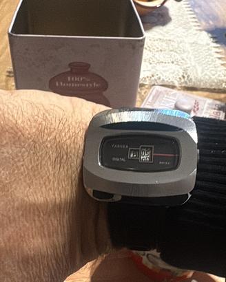 Salterello a carica manuale