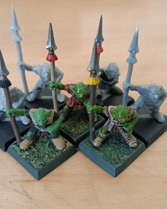 Warhammer Fantasy - Goblin picchieri e arcieri