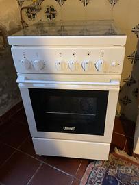 Cucina a gas Delonghi