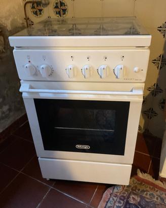 Cucina a gas Delonghi
