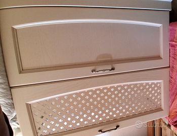 scolapiatti colore beige