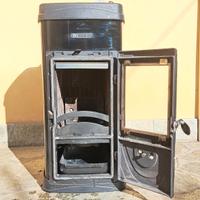 Stufa Nordica super max nera praticamente nuova