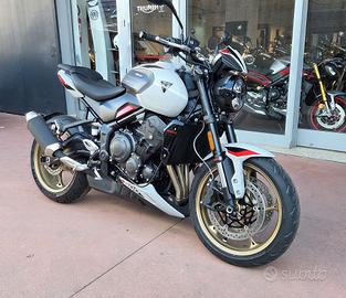 Triumph Trident 800