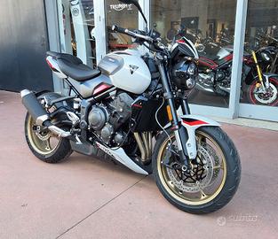 Triumph Trident 800