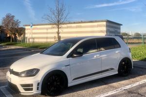 Volkswagen golf 7 R 2015