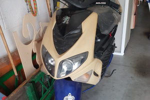 Scooter peugeot 2000