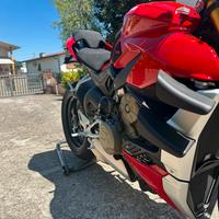 Ducati Streetfighter V4S