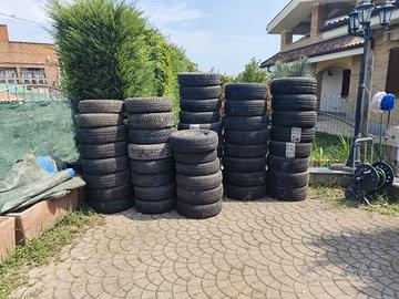 Stock gomme usate