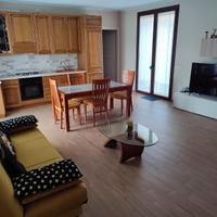 Appartamento in casa bifamiliare