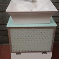 Mobile Bagno Moderno con Lavabo e miscelatore 