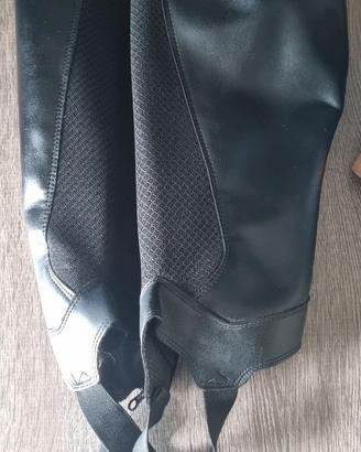 Sovrastivali o scarpe cavallo