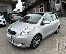 Toyota Yaris 1.3 5 porte