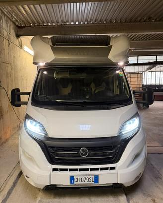 Camper  Semintegrale