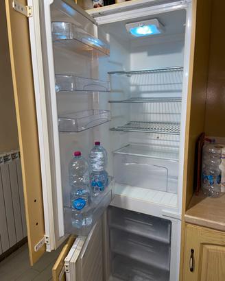 Cucina SCAVOLINI con elettrodomestici nuovi